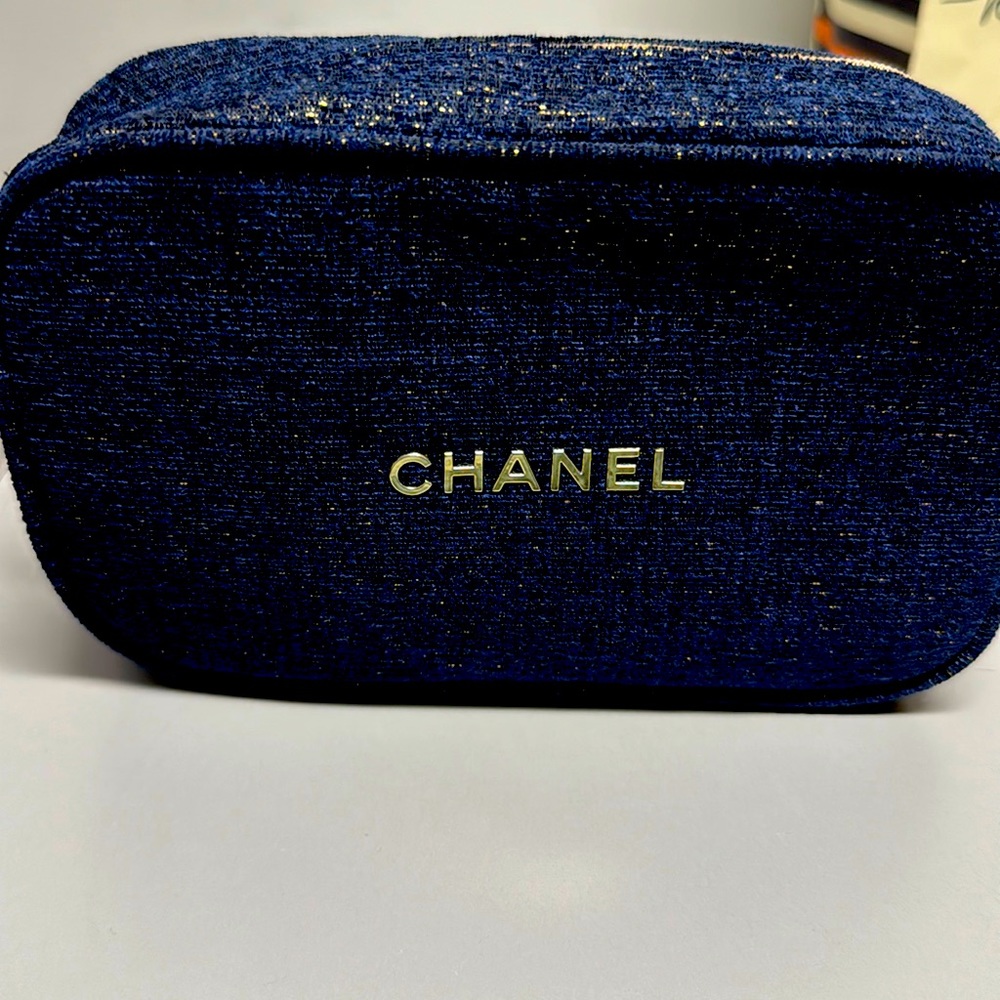 Chanel makeup case this was purchased from someone